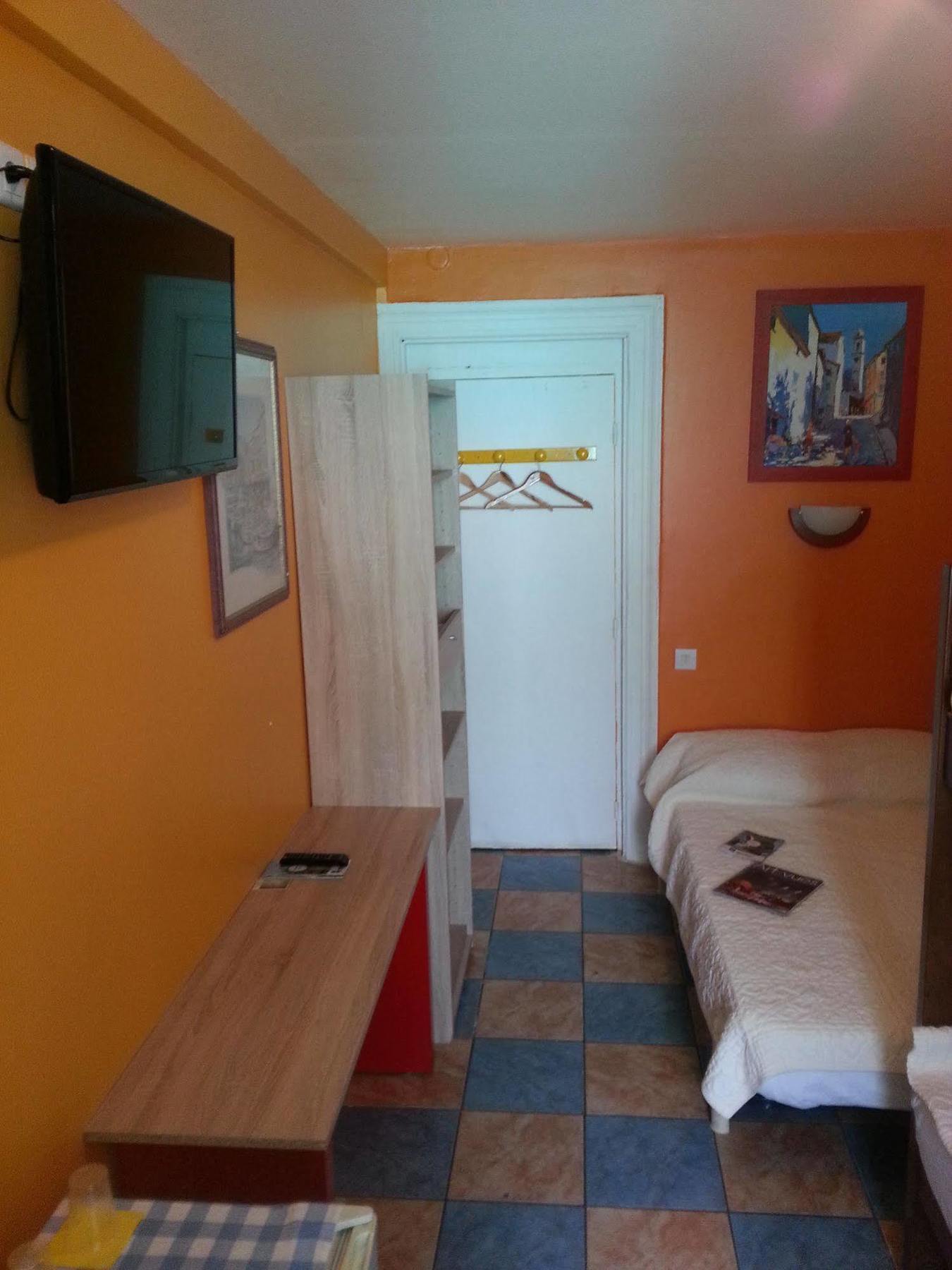 Hotel Des Voyageurs مونبيلييه المظهر الخارجي الصورة